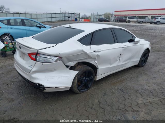 Photo 3 VIN: 3FA6P0T98GR275678 - FORD FUSION 