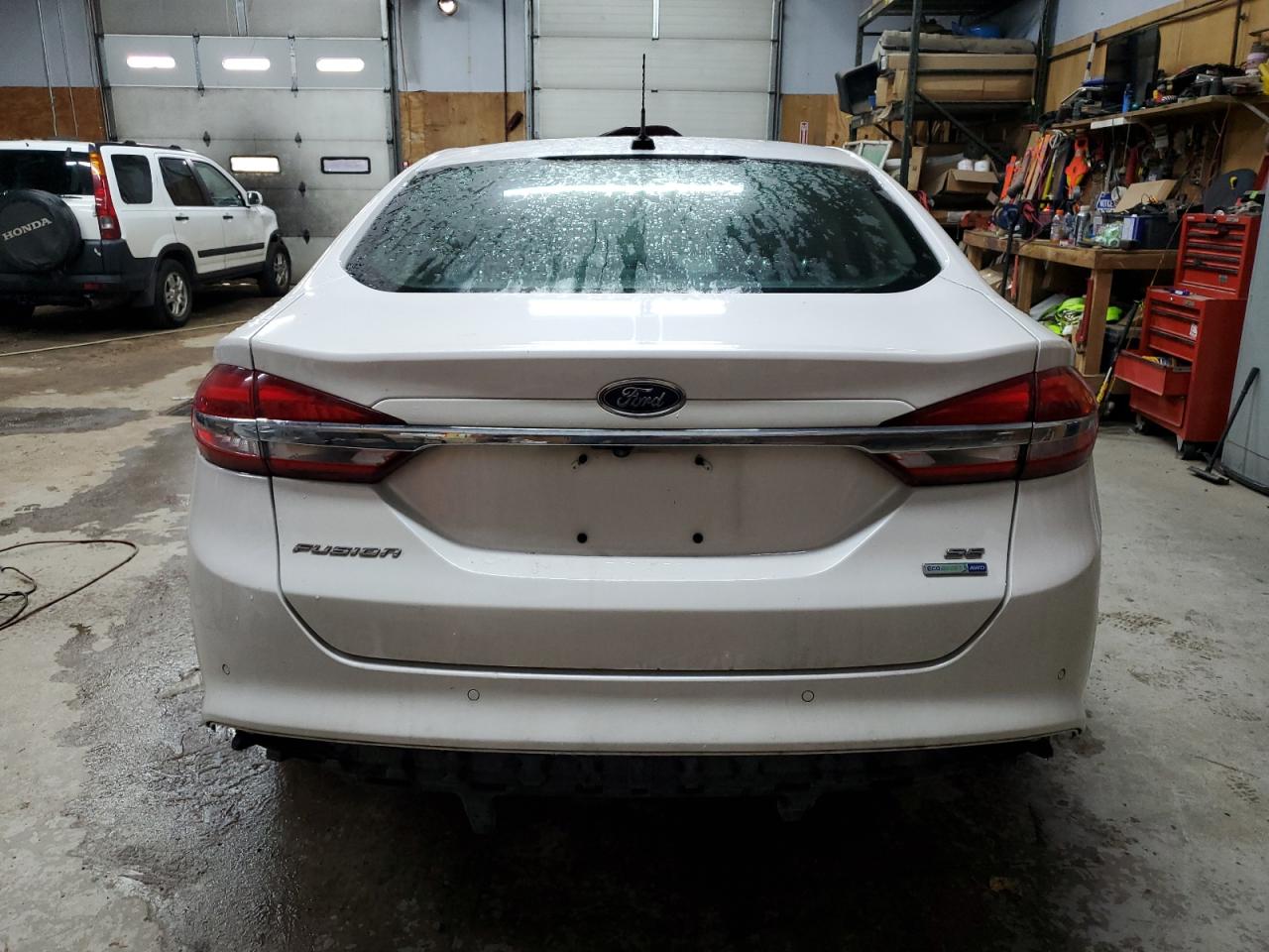 Photo 5 VIN: 3FA6P0T98HR127340 - FORD FUSION 