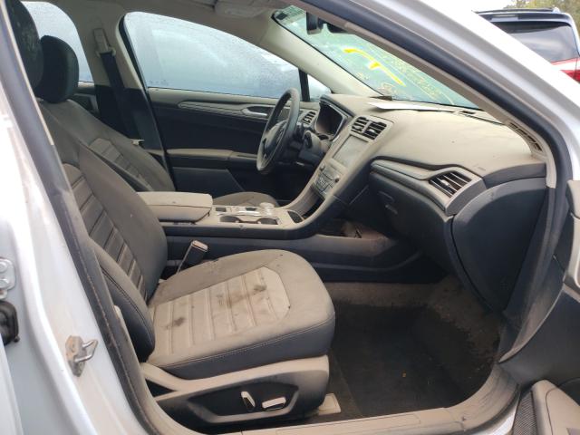 Photo 4 VIN: 3FA6P0T98LR191113 - FORD FUSION SE 