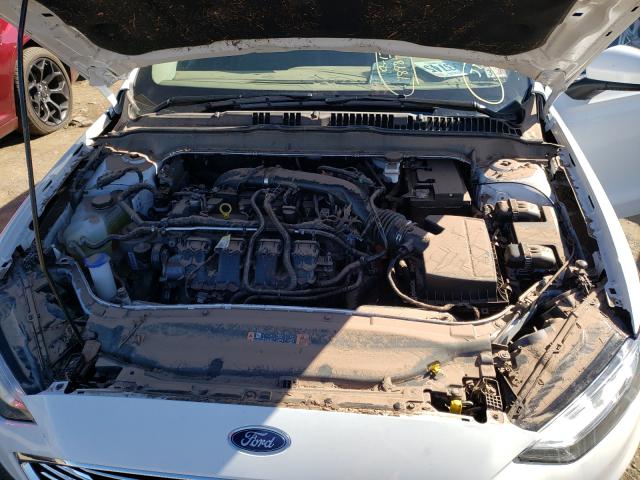 Photo 6 VIN: 3FA6P0T98LR191113 - FORD FUSION SE 