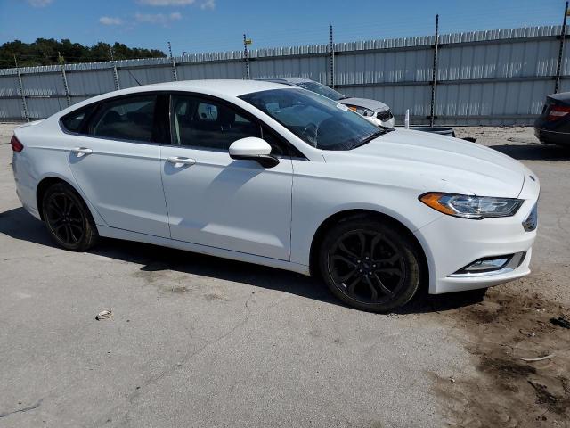 Photo 3 VIN: 3FA6P0T99HR308981 - FORD FUSION SE 