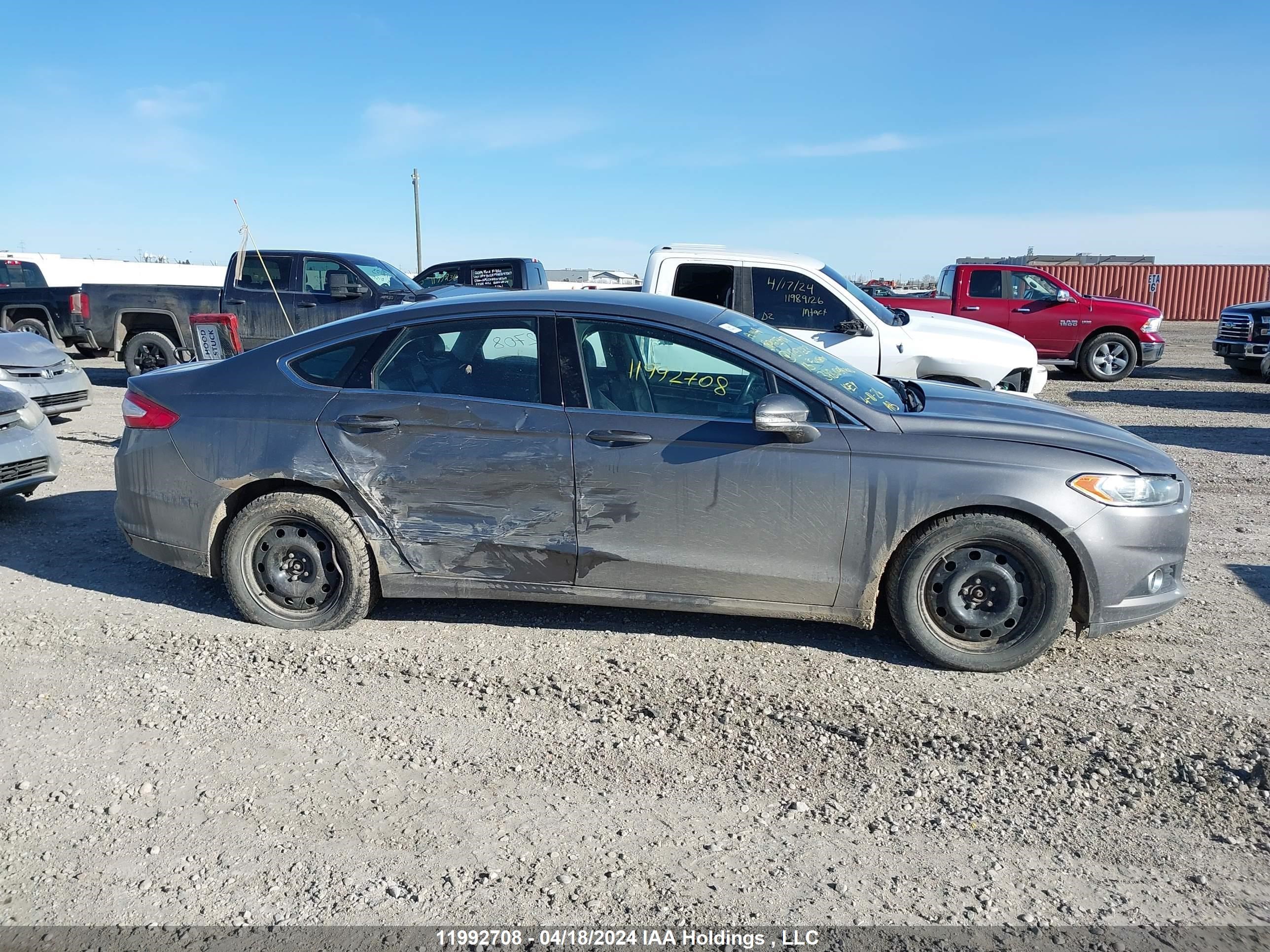 Photo 12 VIN: 3FA6P0T9XDR129228 - FORD FUSION 