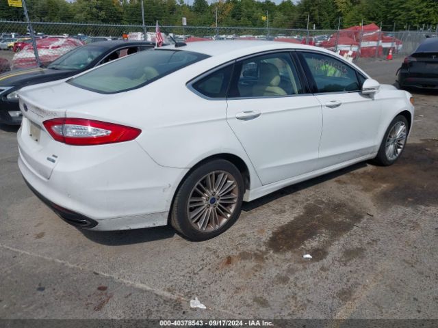 Photo 3 VIN: 3FA6P0T9XGR294720 - FORD FUSION 