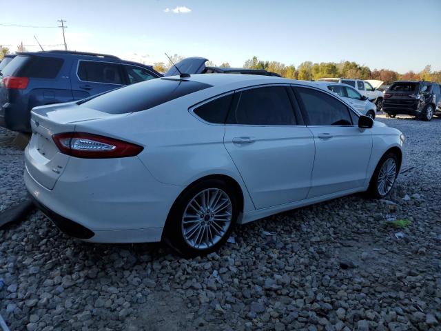 Photo 2 VIN: 3FA6P0T9XGR313685 - FORD FUSION SE 