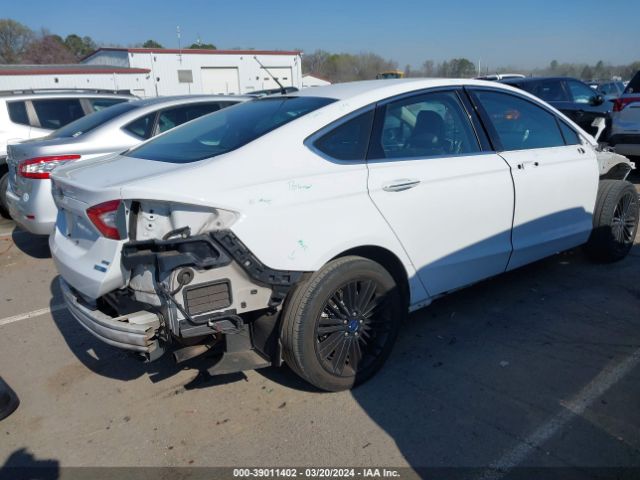 Photo 3 VIN: 3FA6P0T9XGR363292 - FORD FUSION 