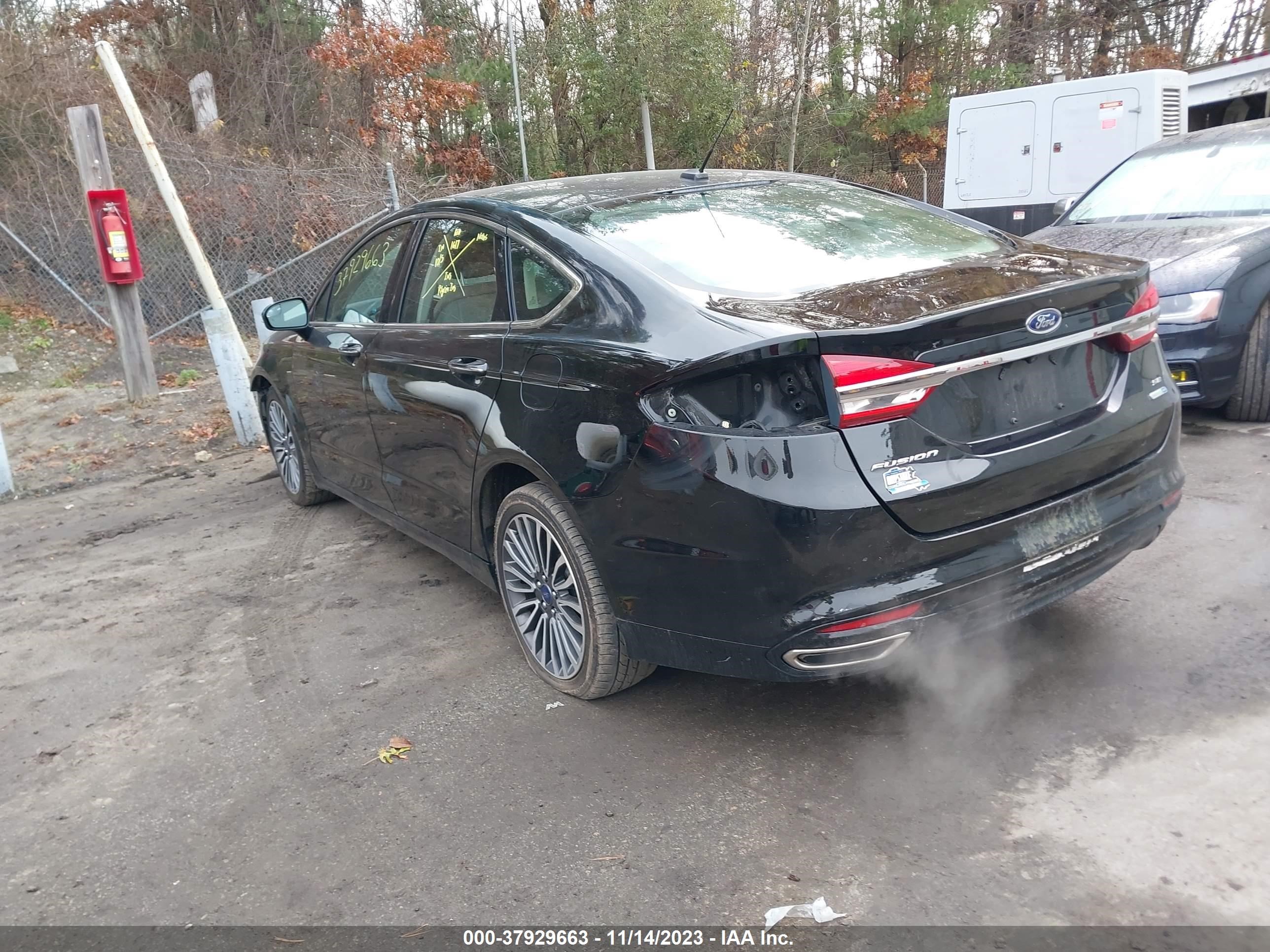 Photo 2 VIN: 3FA6P0T9XHR345618 - FORD FUSION 