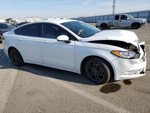 Photo 3 VIN: 3FA6P0T9XJR152438 - FORD FUSION 