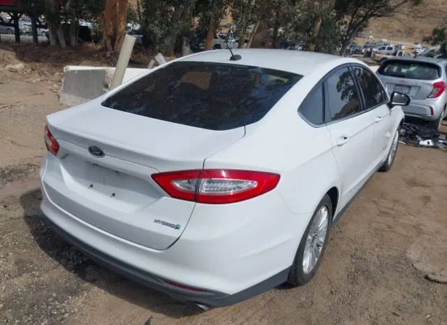 Photo 3 VIN: 3FA6P0UU0FR138879 - FORD FUSION 