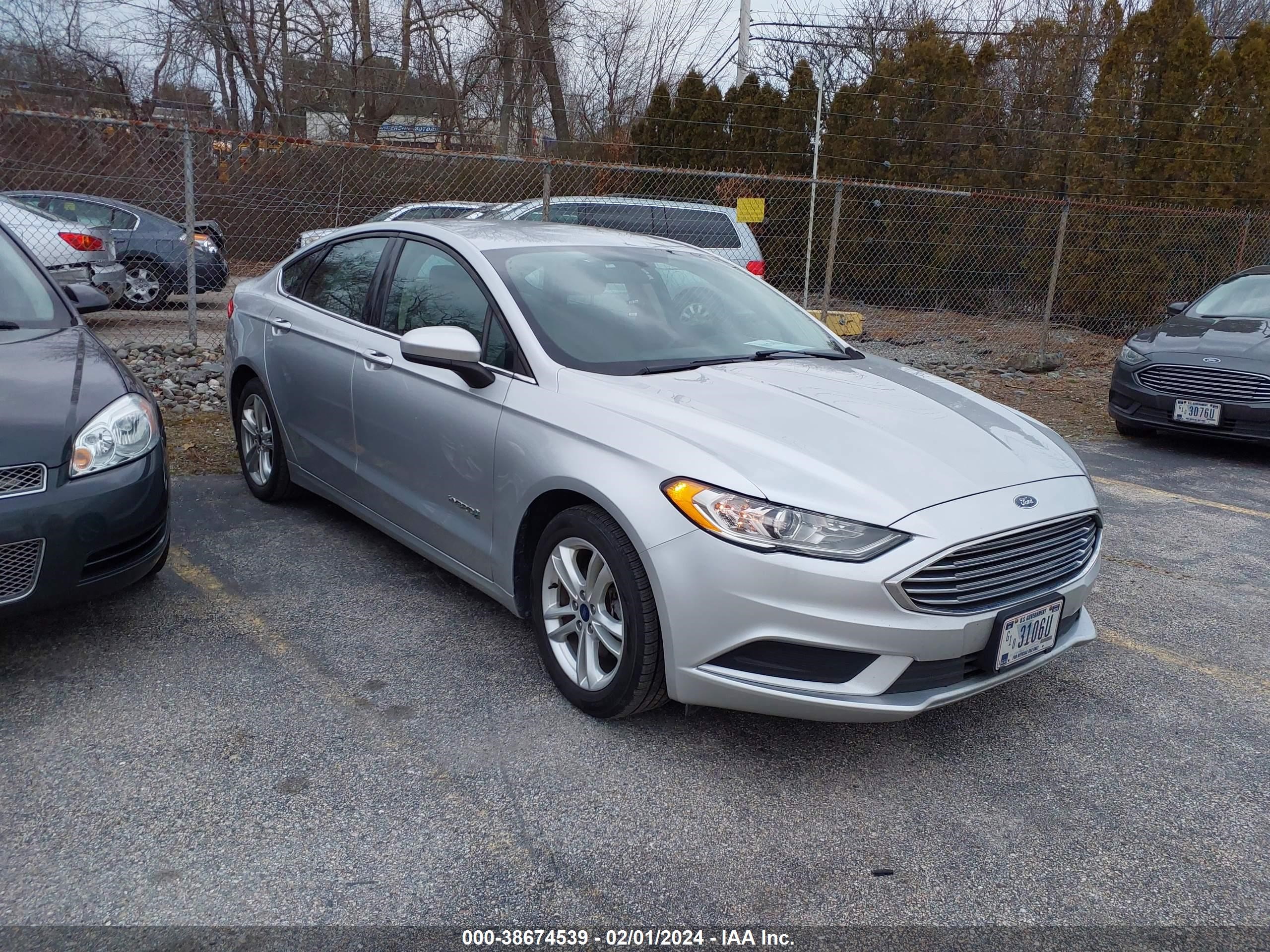 Photo 0 VIN: 3FA6P0UU1JR122229 - FORD FUSION 