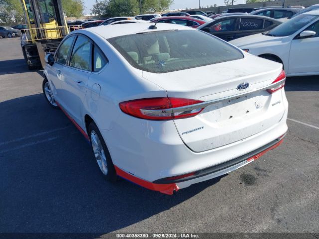 Photo 2 VIN: 3FA6P0UU1JR154470 - FORD FUSION 