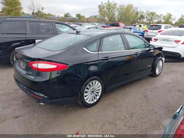 Photo 3 VIN: 3FA6P0UU2GR251475 - FORD FUSION 