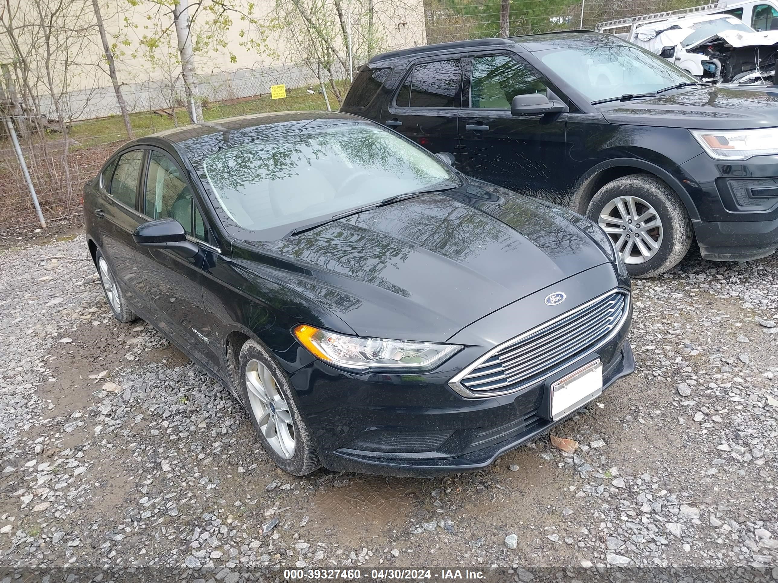 Photo 0 VIN: 3FA6P0UU2JR142361 - FORD FUSION 