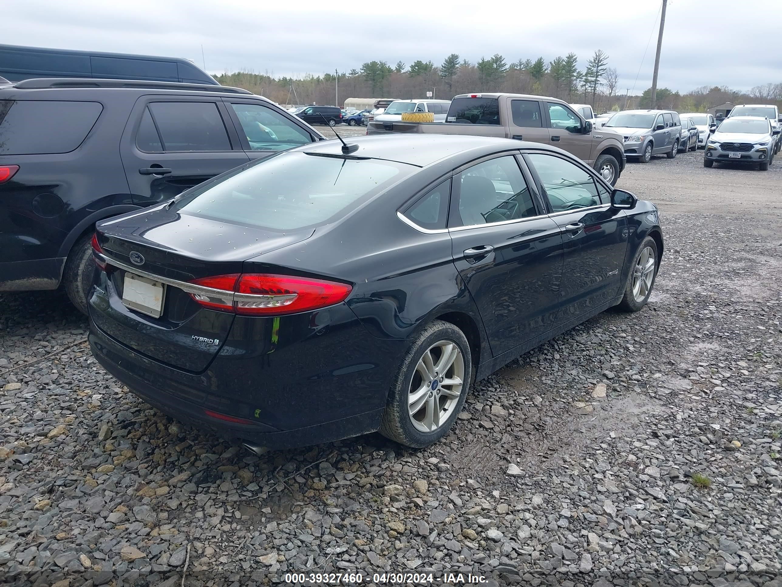 Photo 3 VIN: 3FA6P0UU2JR142361 - FORD FUSION 