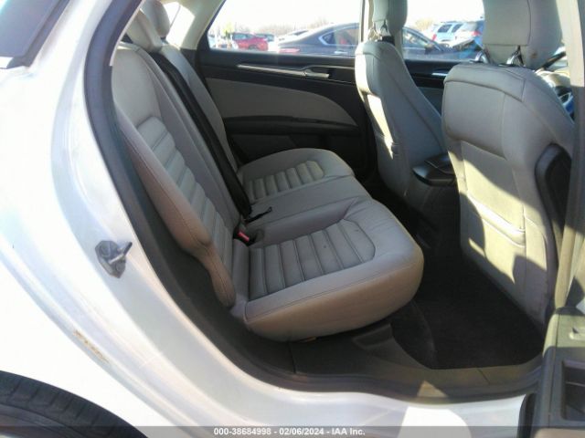 Photo 7 VIN: 3FA6P0UU3ER382539 - FORD FUSION HYBRID 