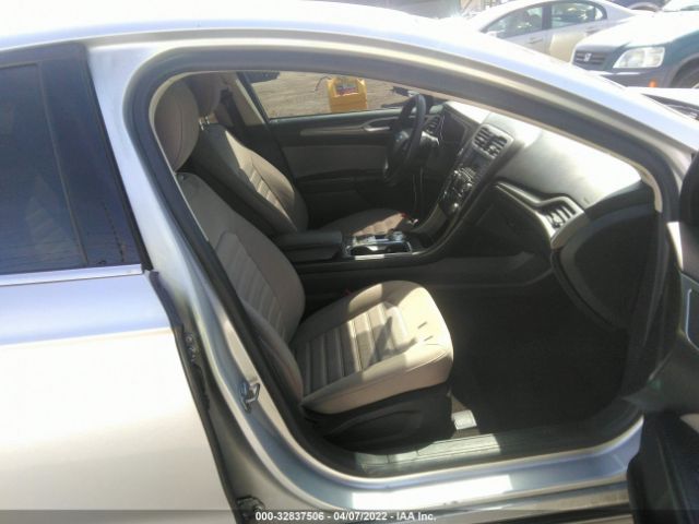 Photo 4 VIN: 3FA6P0UU5JR253549 - FORD FUSION HYBRID 