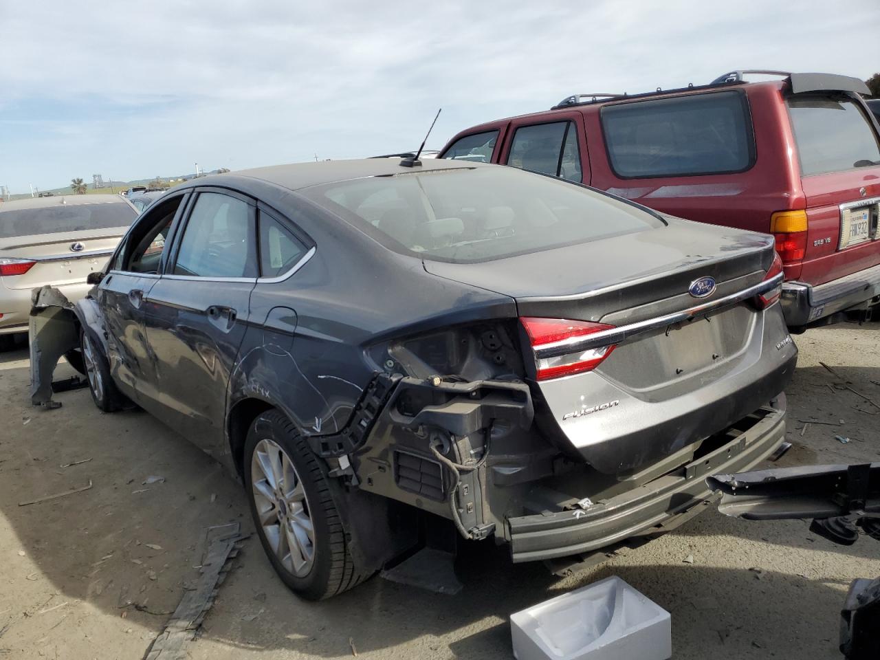 Photo 1 VIN: 3FA6P0UU7HR313695 - FORD FUSION 