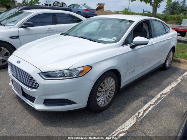 Photo 1 VIN: 3FA6P0UU8GR203379 - FORD FUSION S H 