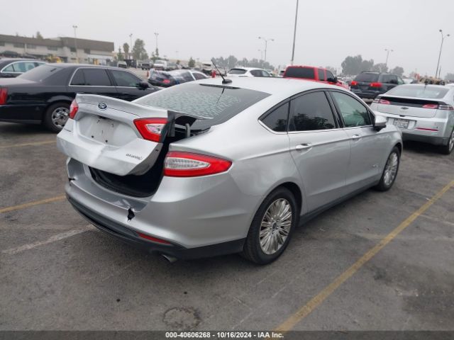 Photo 3 VIN: 3FA6P0UU9GR329329 - FORD FUSION 