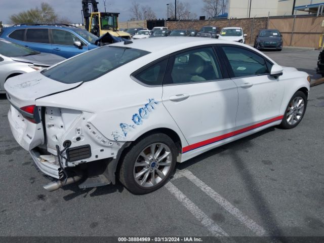 Photo 3 VIN: 3FA6P0UU9HR235257 - FORD FUSION HYBRID 