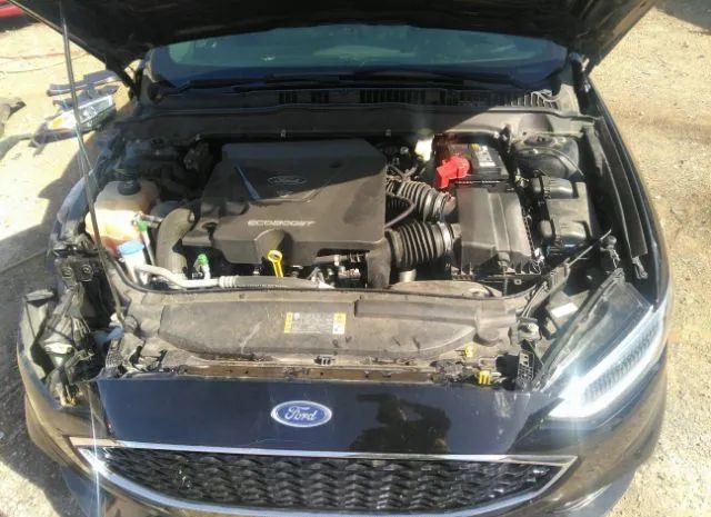 Photo 9 VIN: 3FA6P0VP0HR239822 - FORD FUSION 