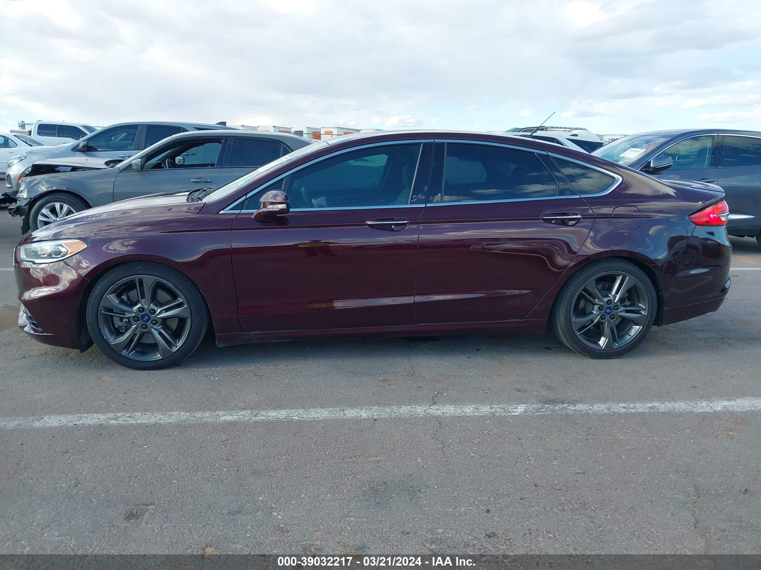 Photo 13 VIN: 3FA6P0VP4HR231741 - FORD FUSION 