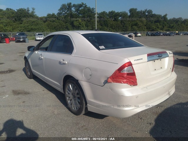 Photo 2 VIN: 3FADP0L30AR223987 - FORD FUSION 