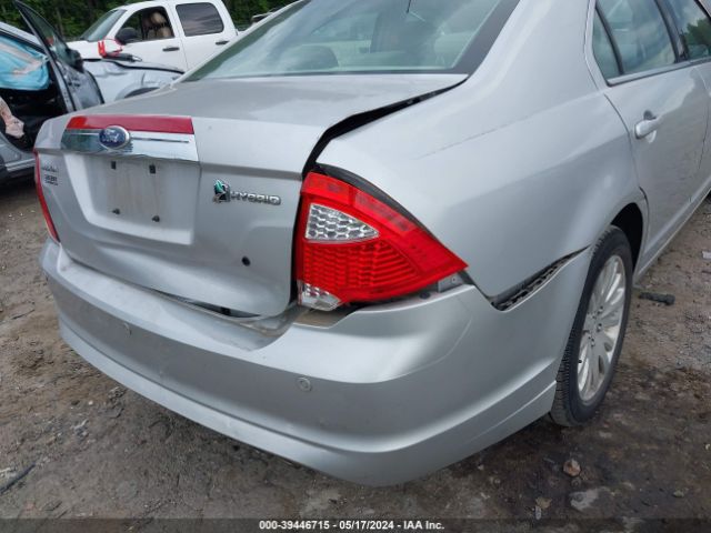 Photo 5 VIN: 3FADP0L30AR335365 - FORD FUSION HYBRID 