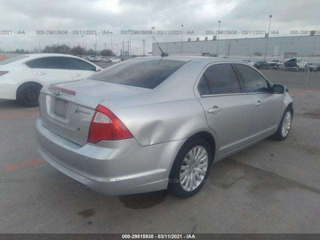 Photo 3 VIN: 3FADP0L30BR317658 - FORD FUSION 