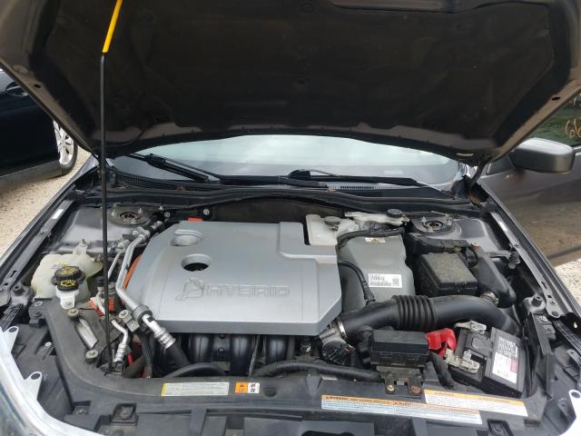 Photo 6 VIN: 3FADP0L30BR335559 - FORD FUSION HYB 