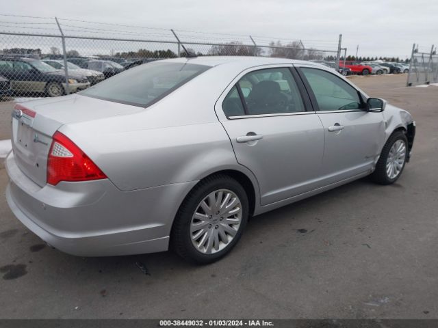 Photo 3 VIN: 3FADP0L30CR243482 - FORD FUSION 