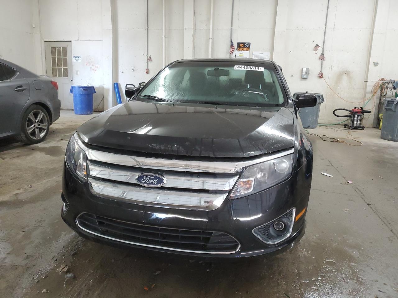 Photo 4 VIN: 3FADP0L31AR100330 - FORD FUSION 