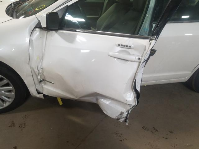 Photo 8 VIN: 3FADP0L31AR384980 - FORD FUSION HYB 