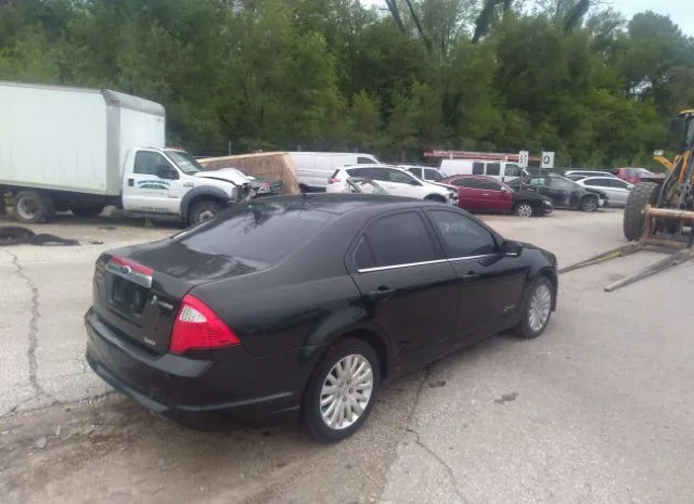 Photo 3 VIN: 3FADP0L31AR388415 - FORD FUSION 