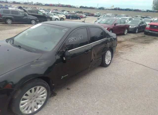 Photo 5 VIN: 3FADP0L31AR388415 - FORD FUSION 