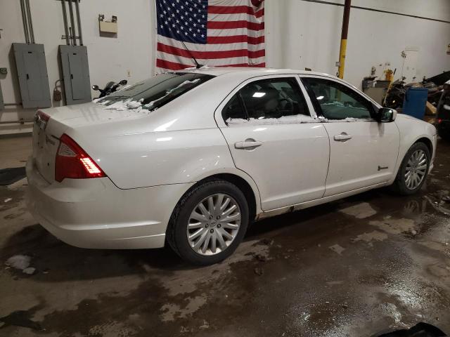 Photo 2 VIN: 3FADP0L31BR119039 - FORD FUSION 