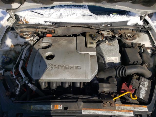 Photo 6 VIN: 3FADP0L31BR270379 - FORD FUSION HYB 