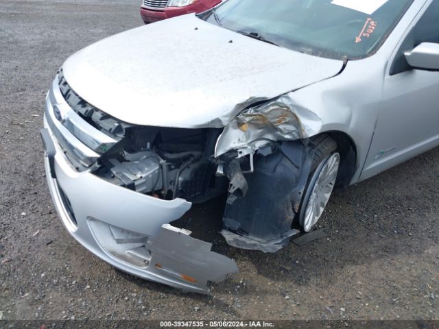 Photo 5 VIN: 3FADP0L31CR367101 - FORD FUSION 