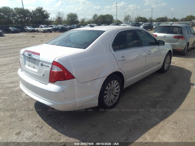 Photo 3 VIN: 3FADP0L32AR129481 - FORD FUSION 