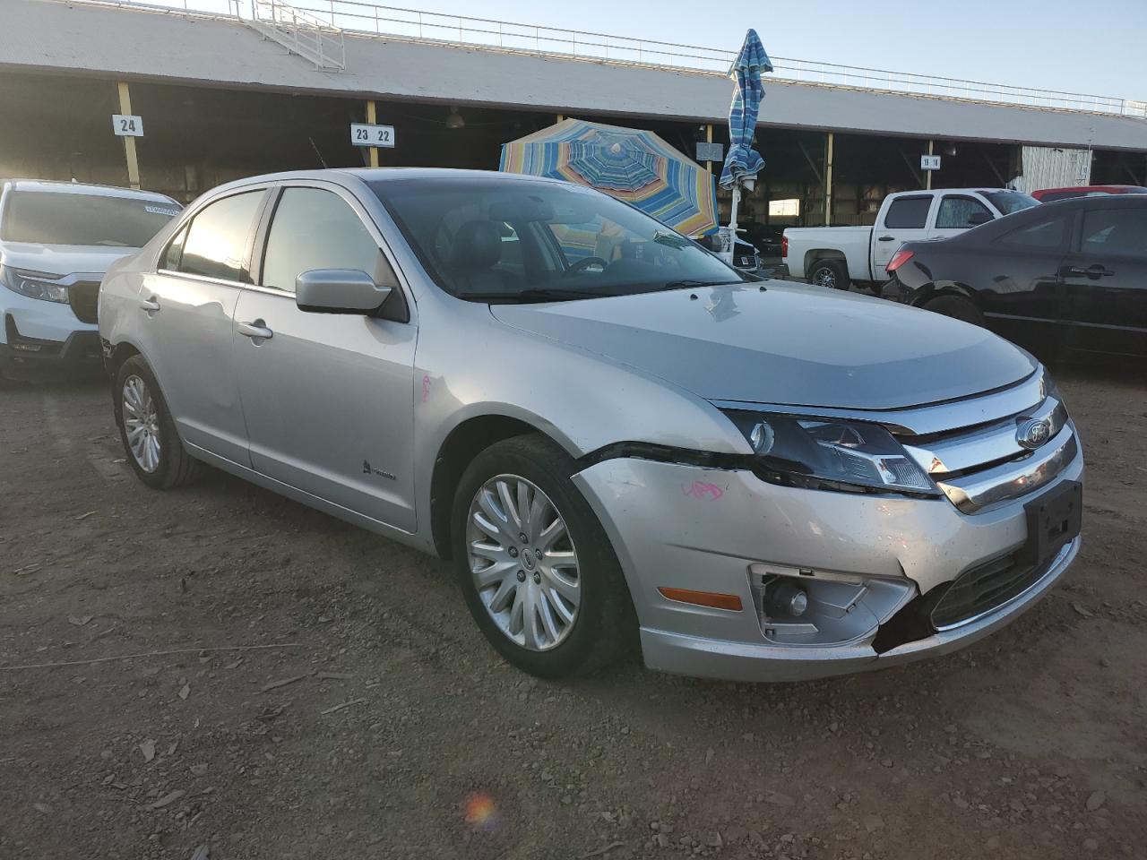 Photo 3 VIN: 3FADP0L33AR148119 - FORD FUSION 