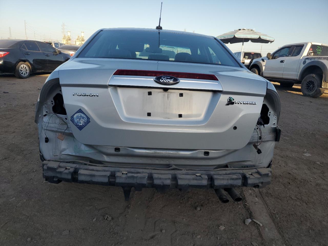 Photo 5 VIN: 3FADP0L33AR148119 - FORD FUSION 