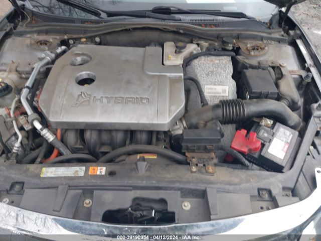 Photo 9 VIN: 3FADP0L33AR235664 - FORD FUSION HYBRID 