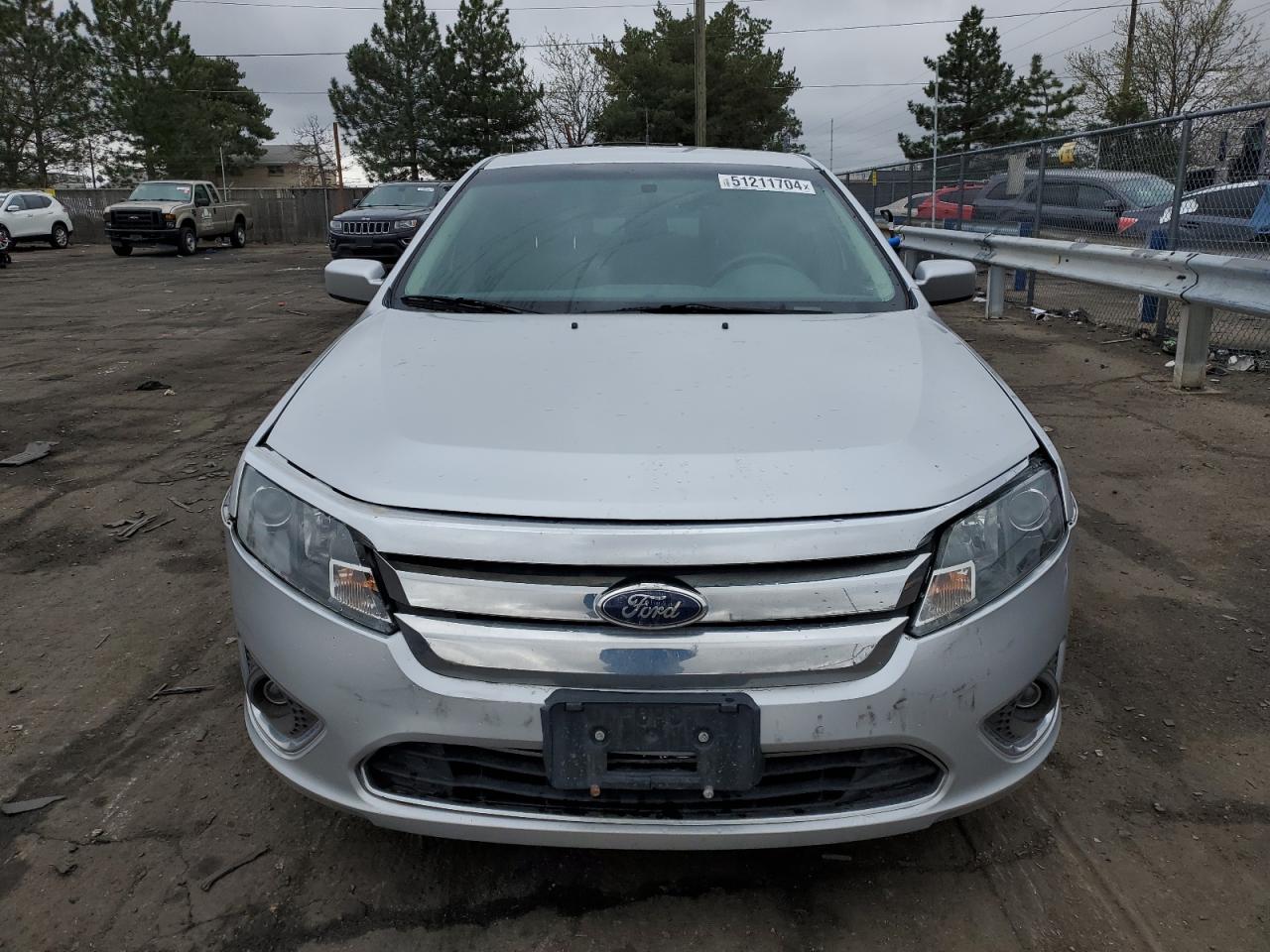 Photo 4 VIN: 3FADP0L33AR278868 - FORD FUSION 