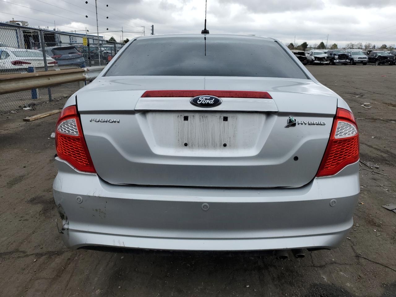 Photo 5 VIN: 3FADP0L33AR278868 - FORD FUSION 