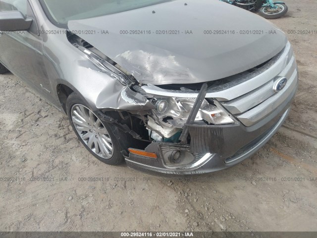 Photo 5 VIN: 3FADP0L33BR312955 - FORD FUSION 