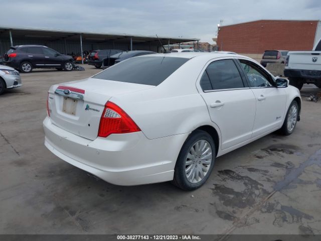 Photo 3 VIN: 3FADP0L33CR414399 - FORD FUSION 