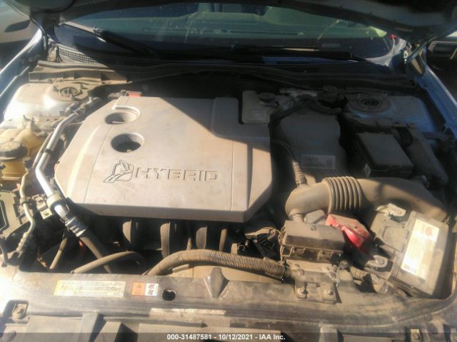 Photo 9 VIN: 3FADP0L34AR244602 - FORD FUSION 