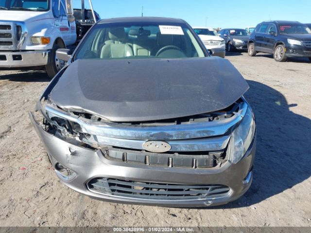 Photo 5 VIN: 3FADP0L34AR269631 - FORD FUSION HYBRID 