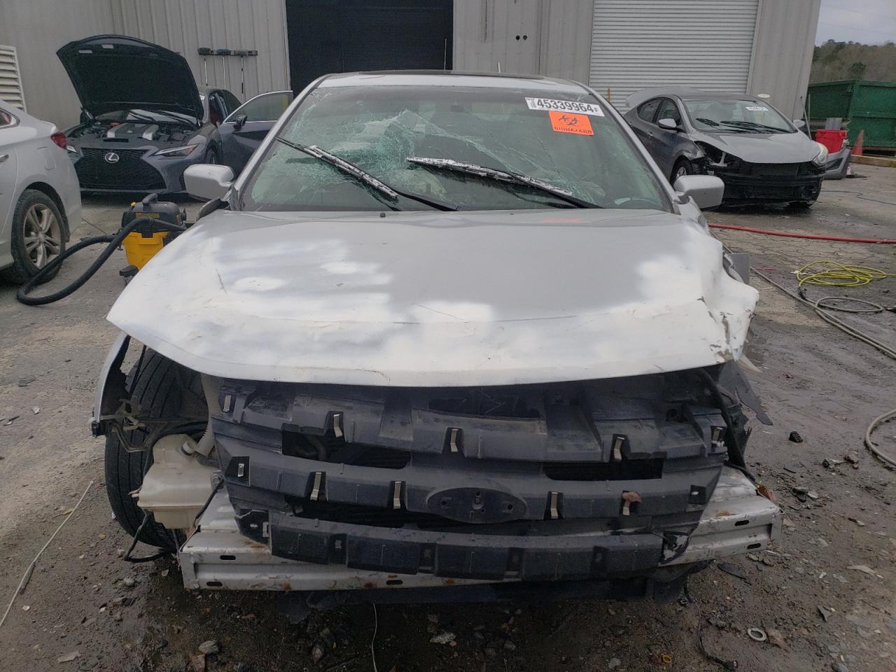 Photo 4 VIN: 3FADP0L34AR345249 - FORD FUSION 