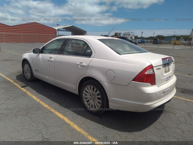 Photo 2 VIN: 3FADP0L34BR191126 - FORD FUSION 