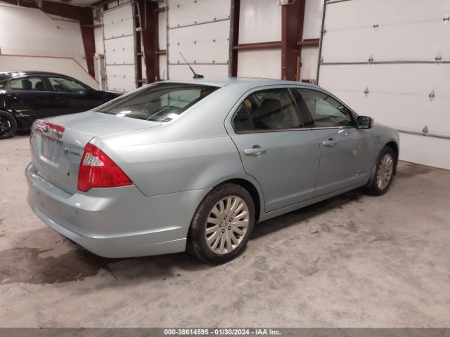 Photo 3 VIN: 3FADP0L35AR215125 - FORD FUSION HYBRID 